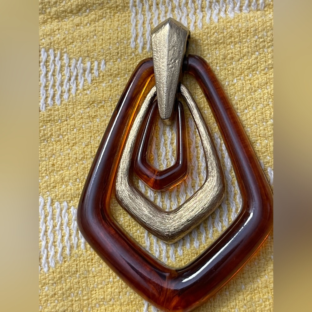 Avon, vintage tortoise and gold style pendant